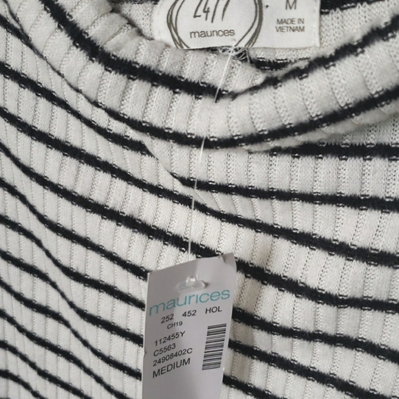 Maurices 24/7 white black striped mock neck dolman womens long sleeve top sz M - Picture 6 of 13